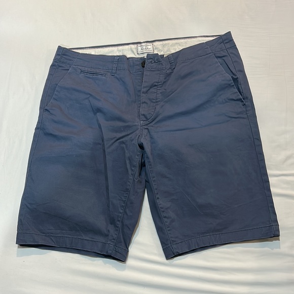 3 pairs of shorts in bundle - Picture 5 of 6